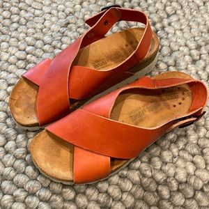 Mephisto Mobils sandals size 37 Coral
